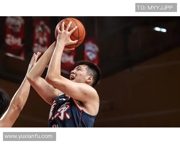 任骏飞在CBA赛场的崛起与挑战解析，展现篮球运动员的奋斗精神与职业生涯发展